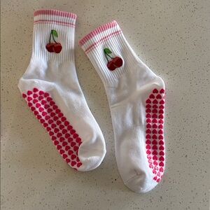 Pilates barre socks 🍒🩷